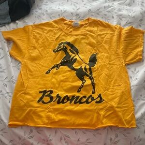 Wmu short sleeve tailgate top